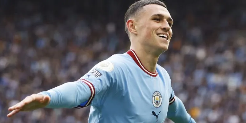 Tiểu sử và nguồn gốc tài năng trẻ Phil Foden 